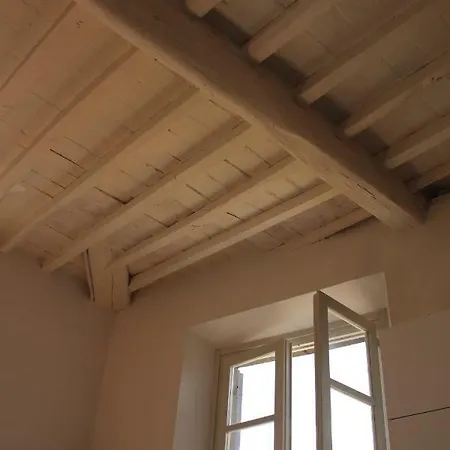 Bright Rooftop Apartment With Views Over Historic Lucca * Лукка