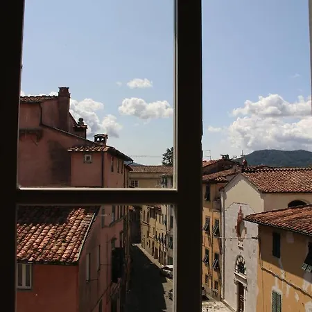 Apartamento Delizioso Centro Storico Comics Lucca